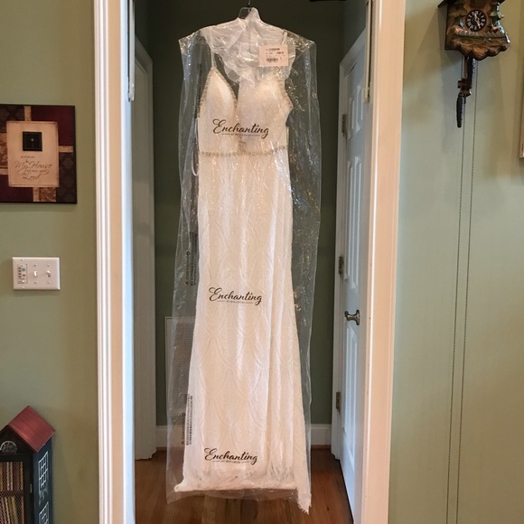 Wedding Dress NWT! - Picture 7 of 13